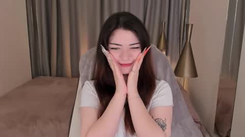 Selena  Follow Me online show from October 2025 07:52:01 AM
