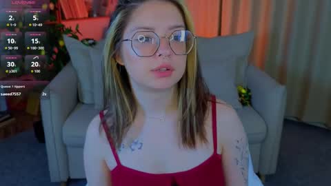 Snapshot of selenamills chatting on April 2026 02:09:02 AM selenamills online show from April 2026 02:09:02 AM