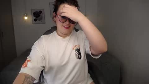 selene_rouse_ online show from April 2026 11:37:02 PM