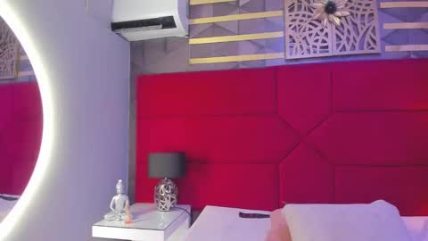 Snapshot of selene_tylor_ chatting on February 2025 01:47:01 AM Selene online show from February 2025 01:47:01 AM