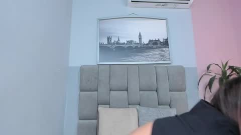 Snapshot of selene_tylor_ chatting on April 2026 07:44:01 PM Selene online show from April 2026 07:44:01 PM