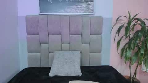 Snapshot of selene_tylor_ chatting on April 2026 09:50:02 PM Selene online show from April 2026 09:50:02 PM