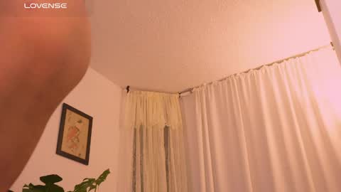 Selene online show from April 2026 02:04:01 AM