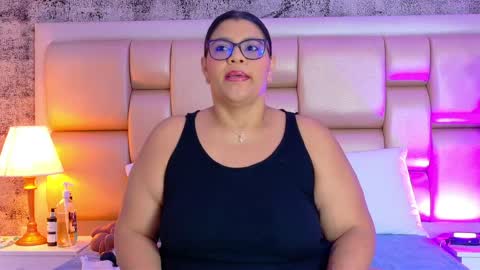 Selenna Cooper online show from April 2026 11:47:01 AM