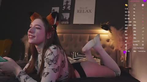 Snapshot of selestarobertson chatting on February 2025 04:00:02 PM Selesta online show from February 2025 04:00:02 PM