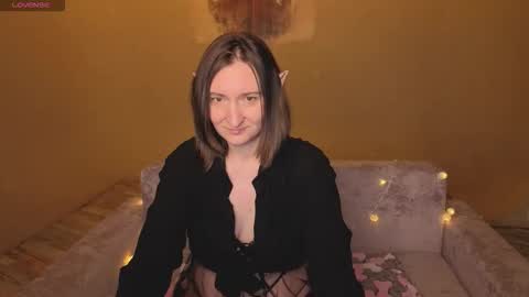 selestiasonata online show from March 2026 02:04:01 AM