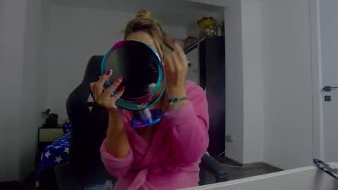 Snapshot of sellena_angel chatting on January 2026 03:50:02 PM sellena_angel online show from January 2026 03:50:02 PM