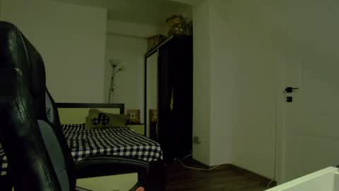 Snapshot of sellena_angel chatting on April 2026 09:17:02 PM sellena_angel online show from April 2026 09:17:02 PM