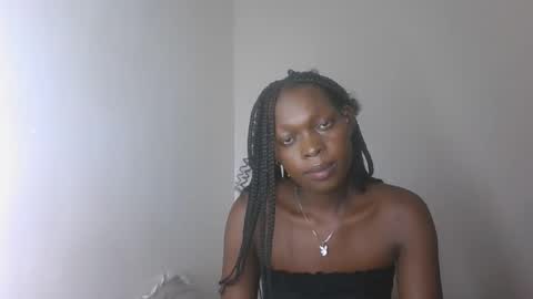 Snapshot of sellinprinces chatting on November 2025 12:15:01 PM sellinprinces online show from November 2025 12:15:01 PM