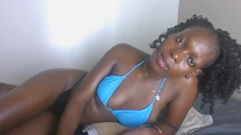 Snapshot of sellinprinces chatting on November 2025 07:15:01 PM sellinprinces online show from November 2025 07:15:01 PM