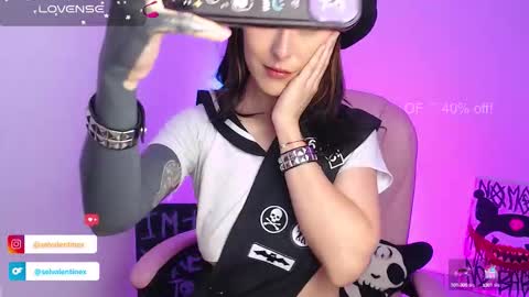   online show from September 2025 02:38:01 AM