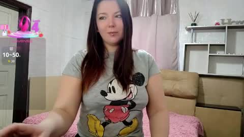 Snapshot of semisweetdream chatting on April 2026 06:57:01 AM Next stream 2912 GMT2 online show from April 2026 06:57:01 AM