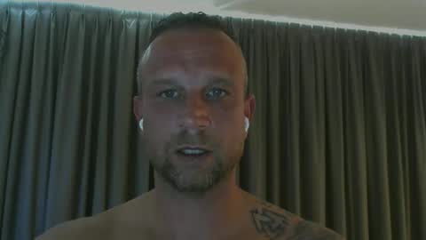 sence08 online show from February 2026 02:49:01 PM