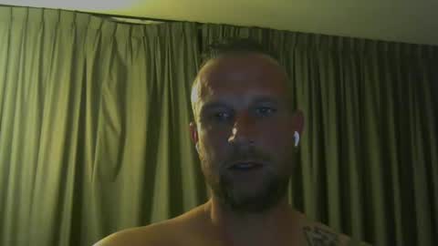 Snapshot of sence08 chatting on April 2026 10:29:02 PM sence08 online show from April 2026 10:29:02 PM