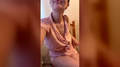Snapshot of sennya_hayes chatting on February 2026 09:31:02 AM Sennya online show from February 2026 09:31:02 AM