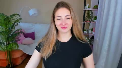 sensitiveheartt online show from October 2025 08:06:02 PM