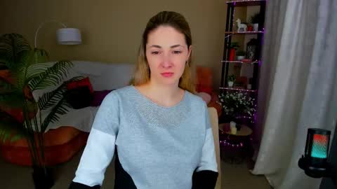 sensitiveheartt online show from March 2026 07:20:01 PM