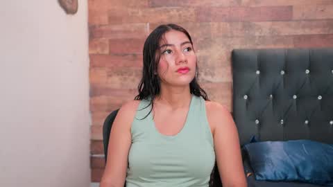 senssual_goddess online show from September 2025 04:40:02 PM