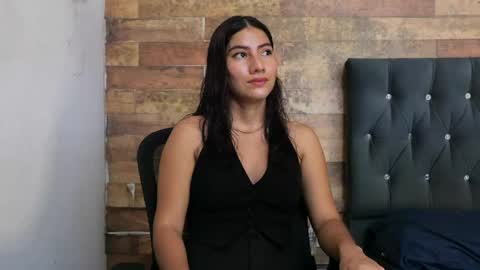 Snapshot of senssual_goddess chatting on April 2026 04:01:01 PM senssual_goddess online show from April 2026 04:01:01 PM