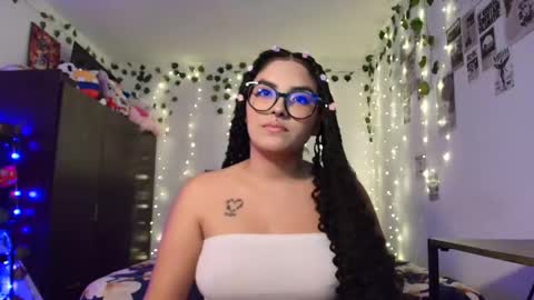 Camille and sophie online show from January 2026 01:53:02 AM