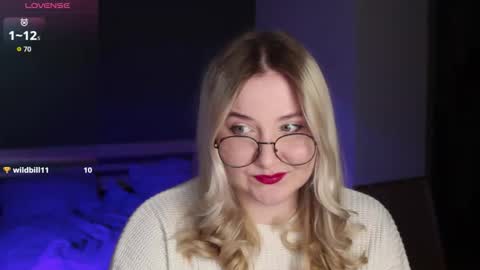 Snapshot of sensual_girrrl chatting on April 2026 11:36:02 PM Ilona online show from April 2026 11:36:02 PM