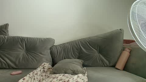 Snapshot of sensual_jasmine chatting on December 2024 04:43:02 AM Jasmine online show from December 2024 04:43:02 AM