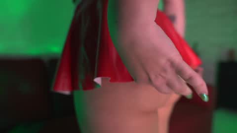 Snapshot of sensual_jassmine chatting on December 2024 05:31:01 PM Jasmine online show from December 2024 05:31:01 PM