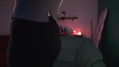 Snapshot of sensual_jassmine chatting on January 2025 01:01:01 PM Jasmine online show from January 2025 01:01:01 PM