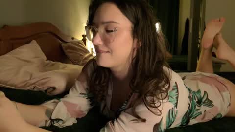 Snapshot of sensual_jassmine chatting on February 2025 07:54:02 PM Jasmine online show from February 2025 07:54:02 PM