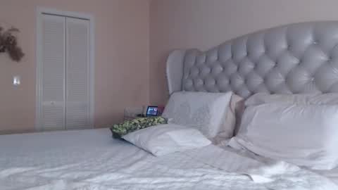 V online show from February 2025 02:51:02 AM