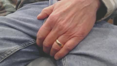 sensual online show from January 2025 09:40:02 PM