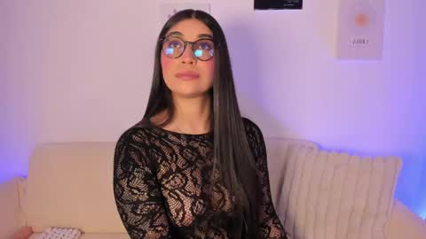 Snapshot of sensualhaven_ chatting on April 2026 12:23:01 AM sensualhaven_ online show from April 2026 12:23:01 AM