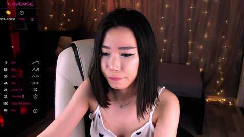 Kiki online show from February 2025 09:06:02 PM