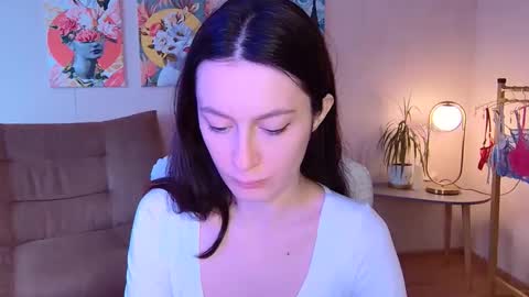 sensuallucy233 online show from November 2025 09:42:01 AM