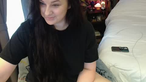 Tara online show from February 2025 01:44:01 PM