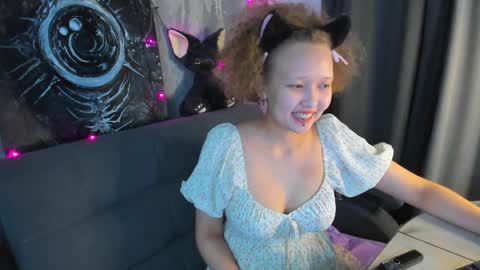 senya_sol online show from March 2026 10:32:01 PM