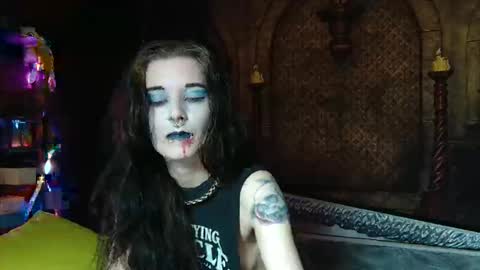 Snapshot of seraphinmunster chatting on April 2026 06:16:01 PM Seraphin Munster online show from April 2026 06:16:01 PM