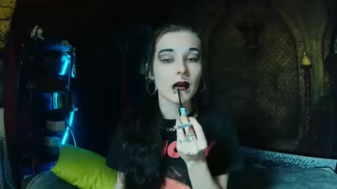 Snapshot of seraphinmunster chatting on April 2026 05:02:01 PM Seraphin Munster online show from April 2026 05:02:01 PM