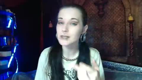 Snapshot of seraphinmunster chatting on April 2026 10:03:01 PM Seraphin Munster online show from April 2026 10:03:01 PM