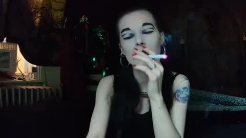 Snapshot of seraphinmunster chatting on May 2026 10:30:02 PM Seraphin Munster online show from May 2026 10:30:02 PM