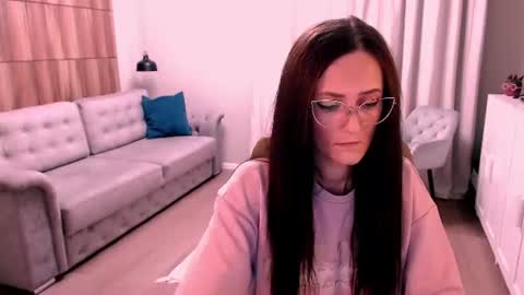 Snapshot of serena_8 chatting on August 2026 10:17:01 AM Serena online show from August 2026 10:17:01 AM