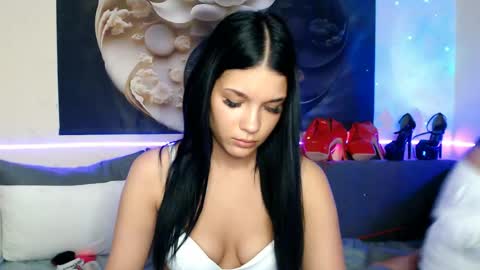 Snapshot of serenaandryan chatting on April 2026 07:29:01 PM serenaandryan online show from April 2026 07:29:01 PM