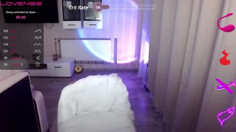 Snapshot of serenamilss chatting on December 2024 10:05:01 PM serenamilss online show from December 2024 10:05:01 PM