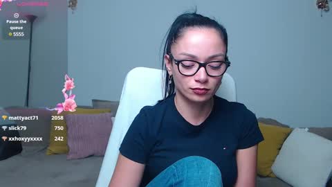 Snapshot of serenesophi chatting on December 2024 02:25:02 AM SereneSophi online show from December 2024 02:25:02 AM