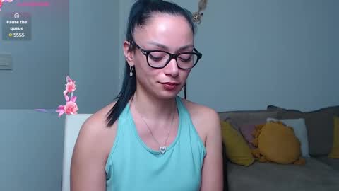 Snapshot of serenesophi chatting on February 2025 07:45:02 AM SereneSophi online show from February 2025 07:45:02 AM