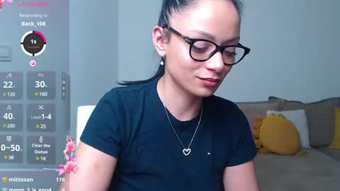 Snapshot of serenesophi chatting on February 2025 12:54:01 AM SereneSophi online show from February 2025 12:54:01 AM