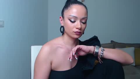 Snapshot of serenesophi chatting on March 2025 01:31:02 AM SereneSophi online show from March 2025 01:31:02 AM