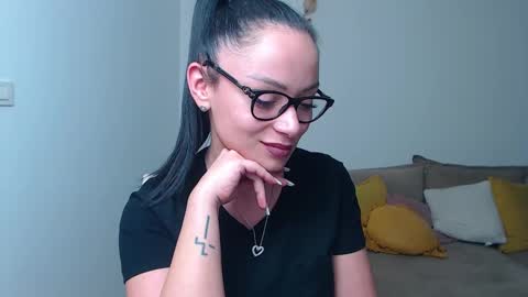 Snapshot of serenesophi chatting on March 2025 10:24:02 PM SereneSophi online show from March 2025 10:24:02 PM