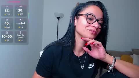 Snapshot of serenesophi chatting on October 2025 02:14:02 AM SereneSophi online show from October 2025 02:14:02 AM