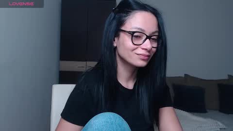 Snapshot of serenesophi chatting on March 2026 03:45:02 AM SereneSophi online show from March 2026 03:45:02 AM